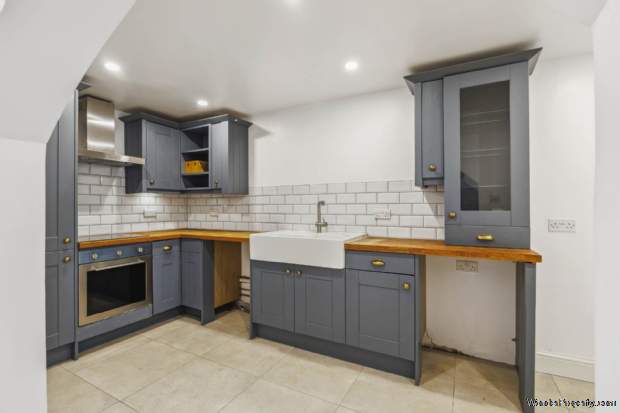 Additional Property Image 2 bedroom Flat for sale in Henley On Thames 11