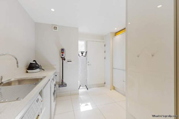 Additional Property Image 6 bedroom Detached for sale in Oxford 9
