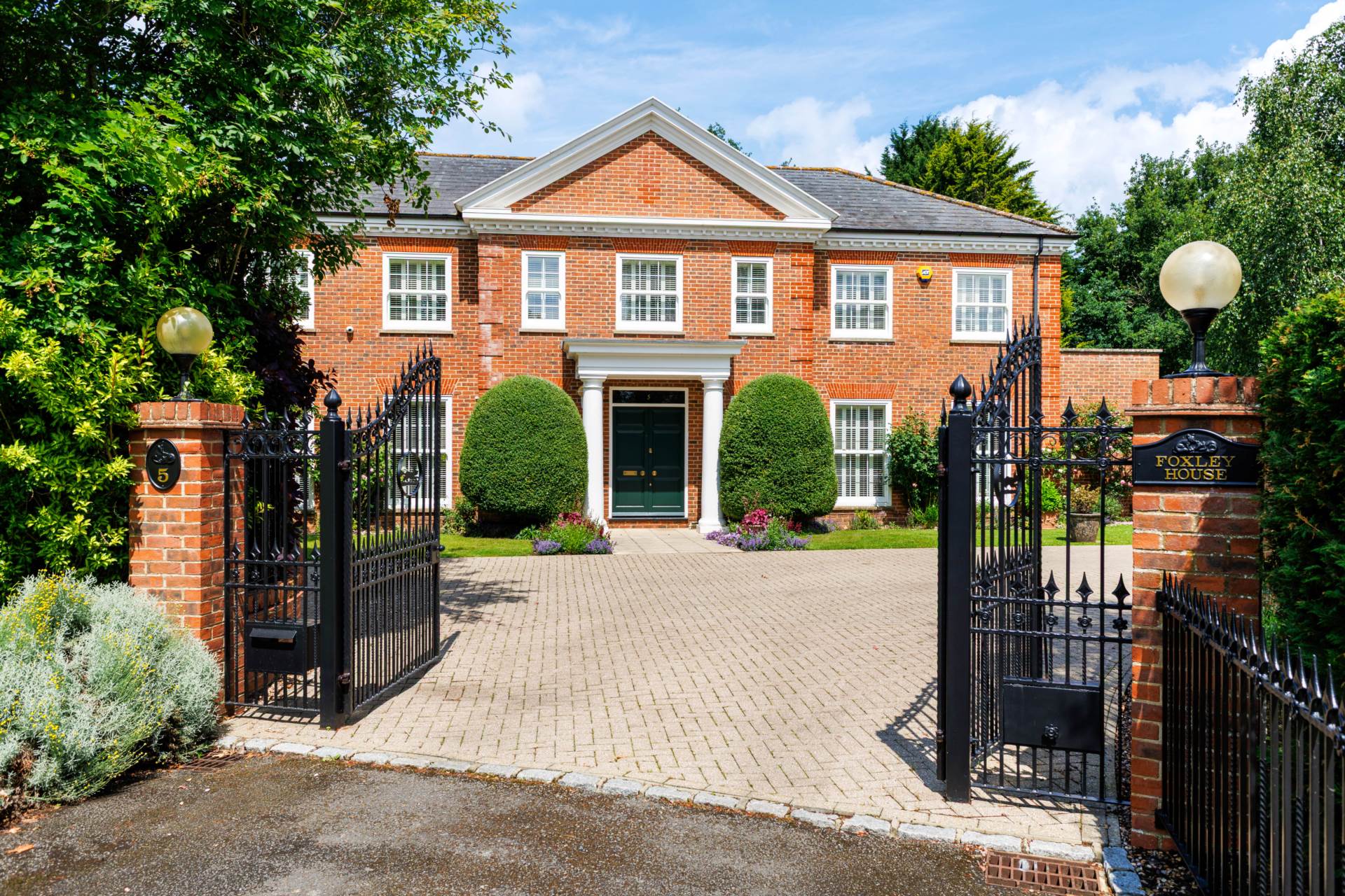5 bedroom Detached for sale in Henley On Thames