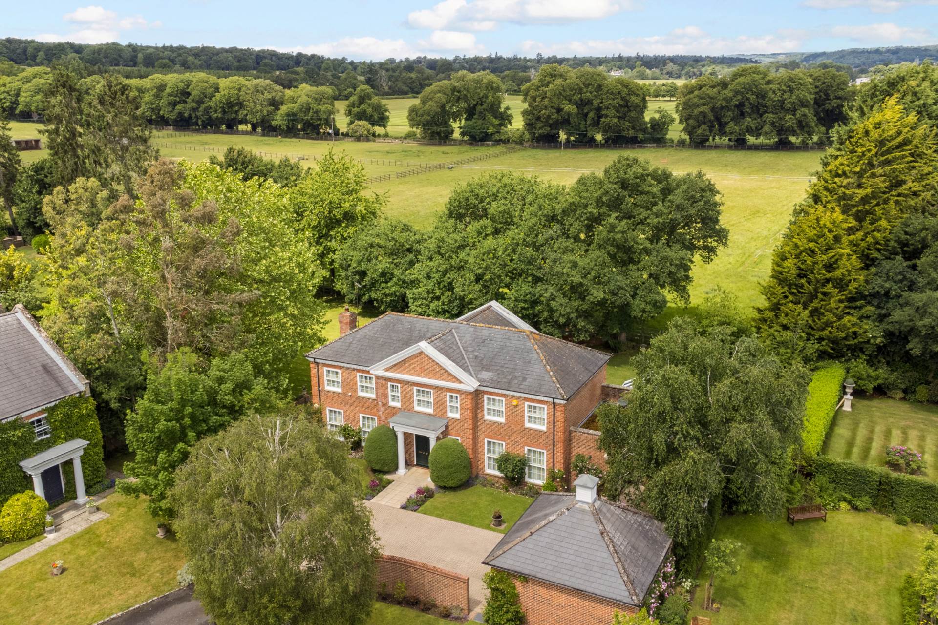 Additional Property Image 5 bedroom Detached for sale in Henley On Thames 2