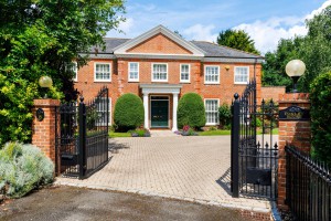 5 bedroom Detached for sale in Henley On Thames