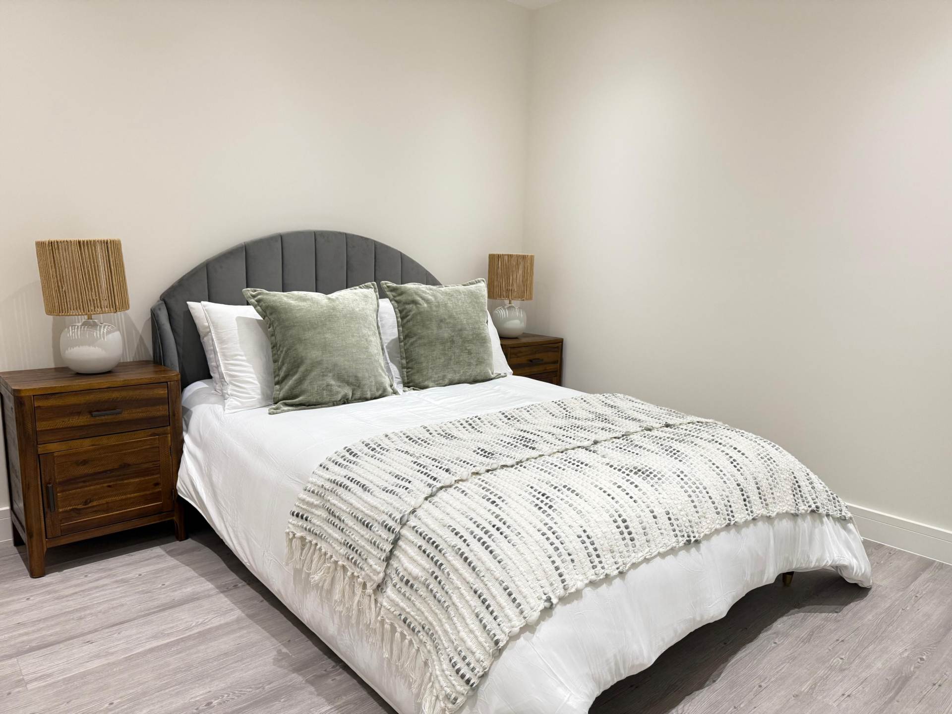 Additional Property Image 0 bedroom Studio for sale in Marlow 6