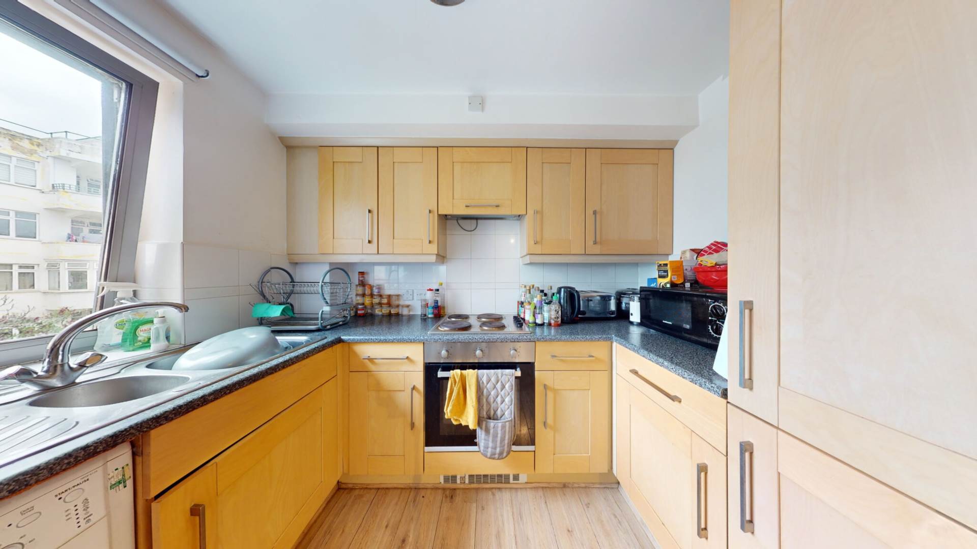 2 bedroom Flat to rent in London