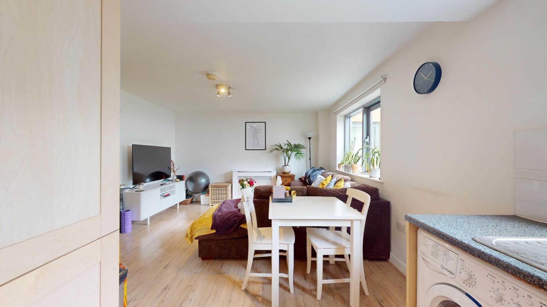 Additional Property Image 2 bedroom Flat to rent in London 4