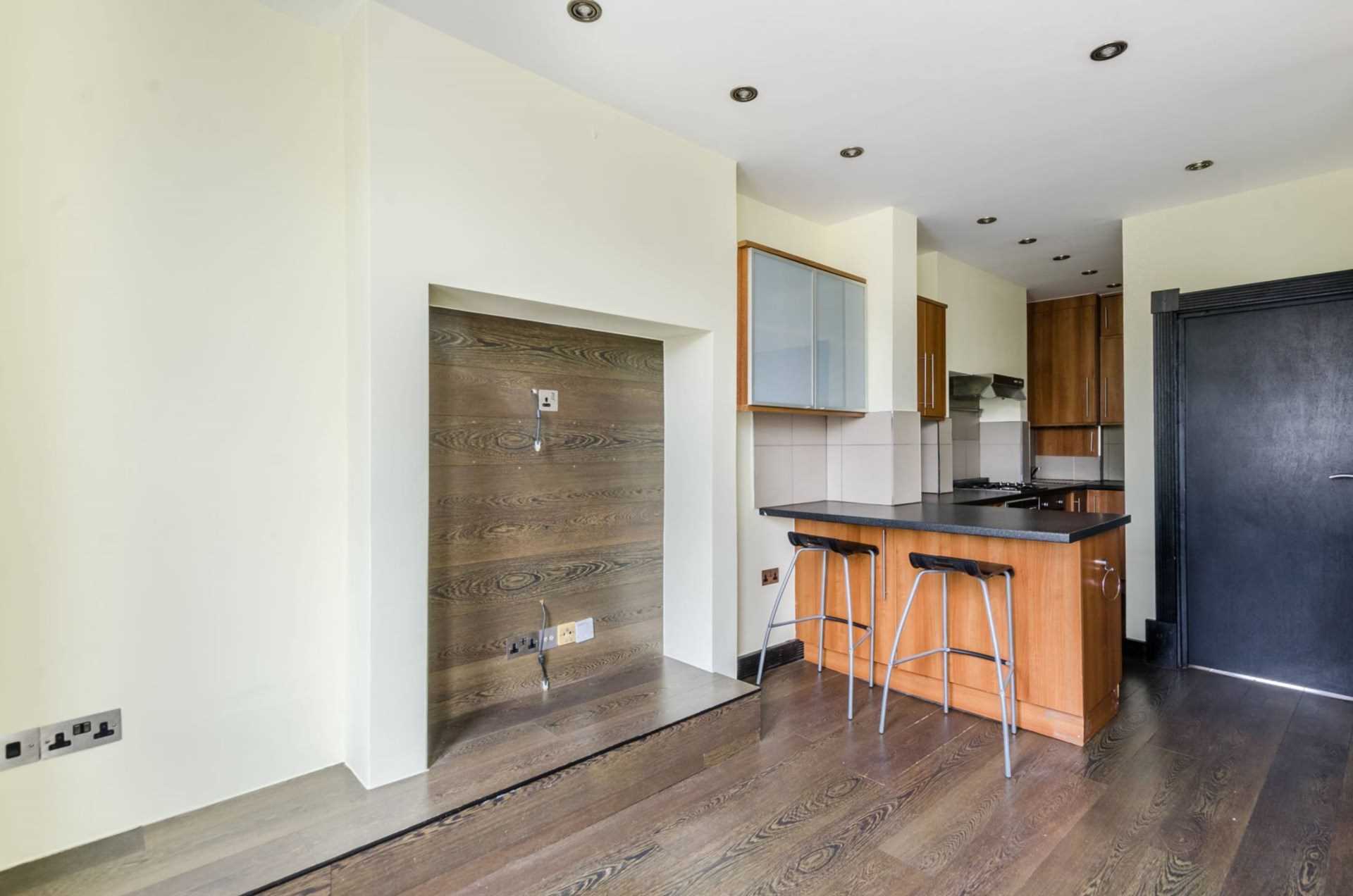 Additional Property Image 2 bedroom Flat to rent in London 2