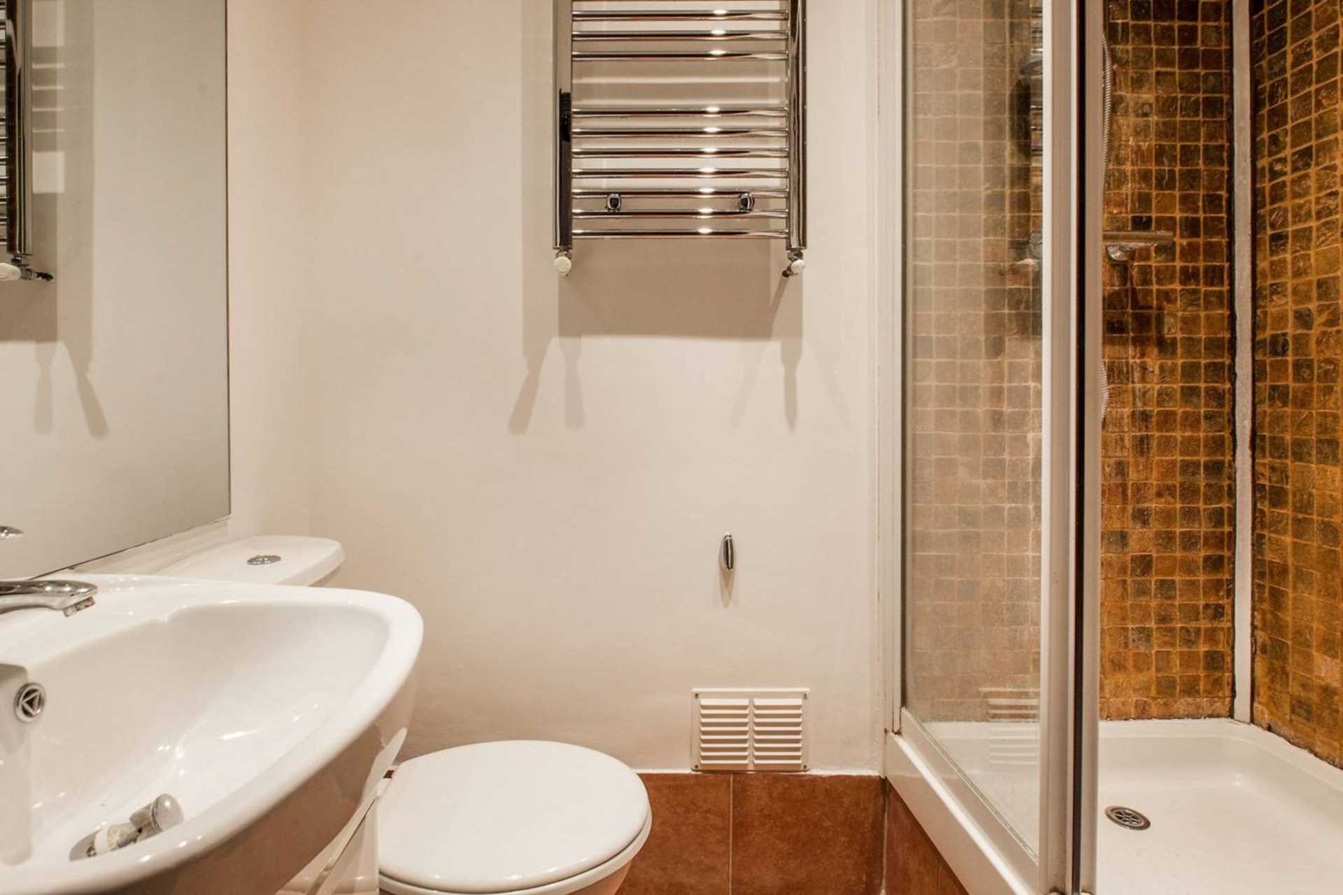 Additional Property Image 2 bedroom Flat to rent in London 4