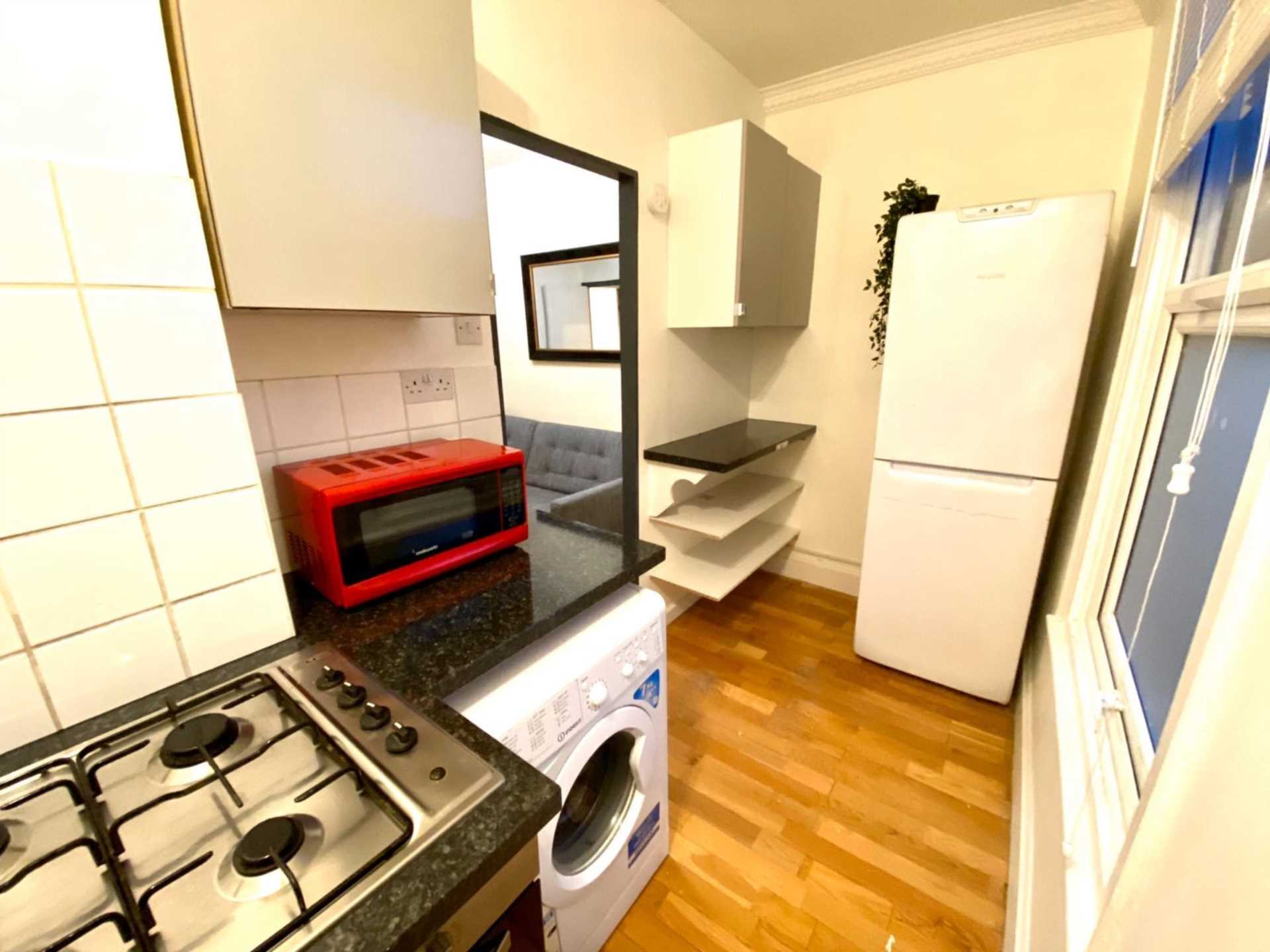Additional Property Image 2 bedroom Flat to rent in London 7