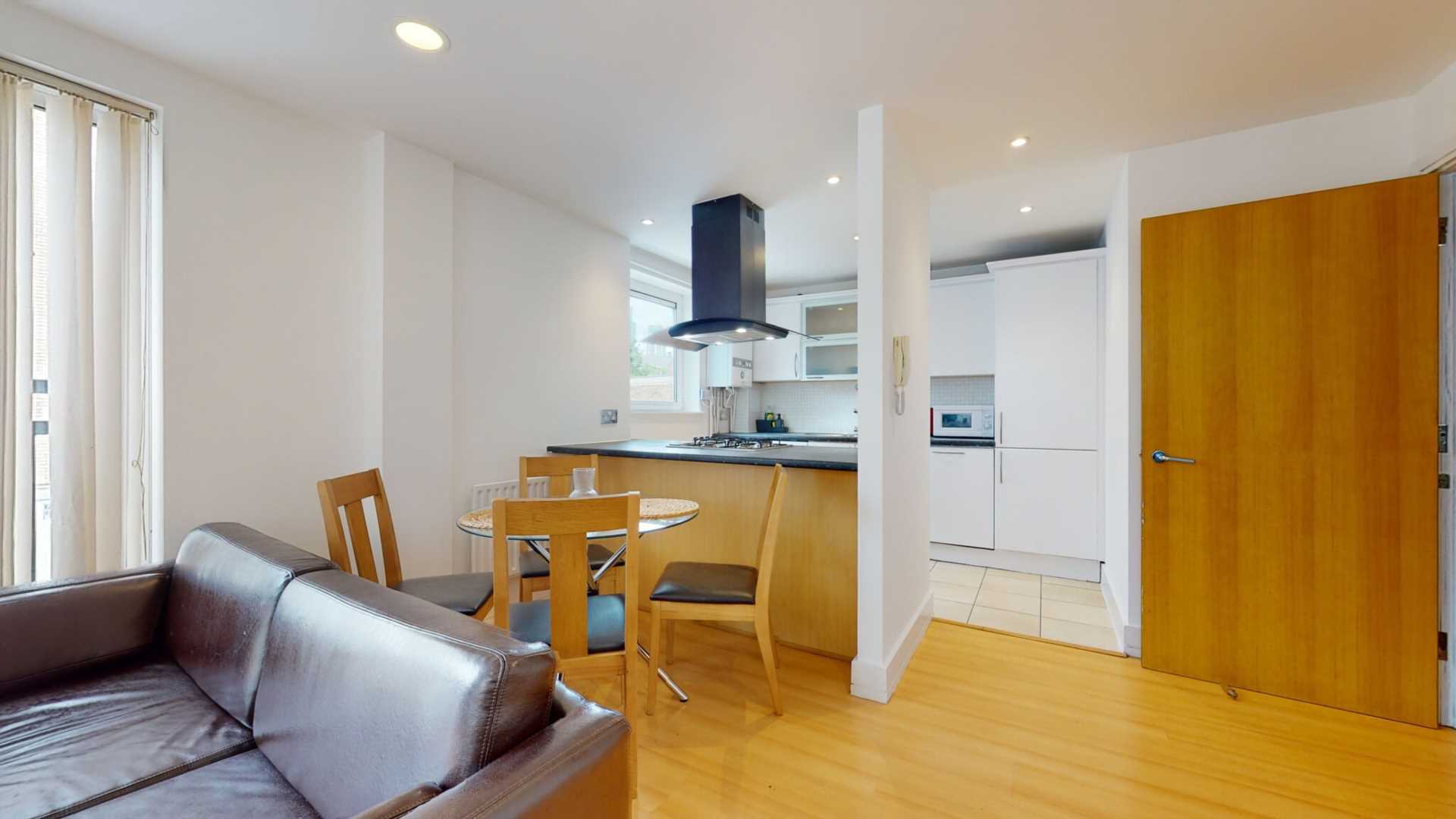 Additional Property Image 1 bedroom Apartment for sale in London 6