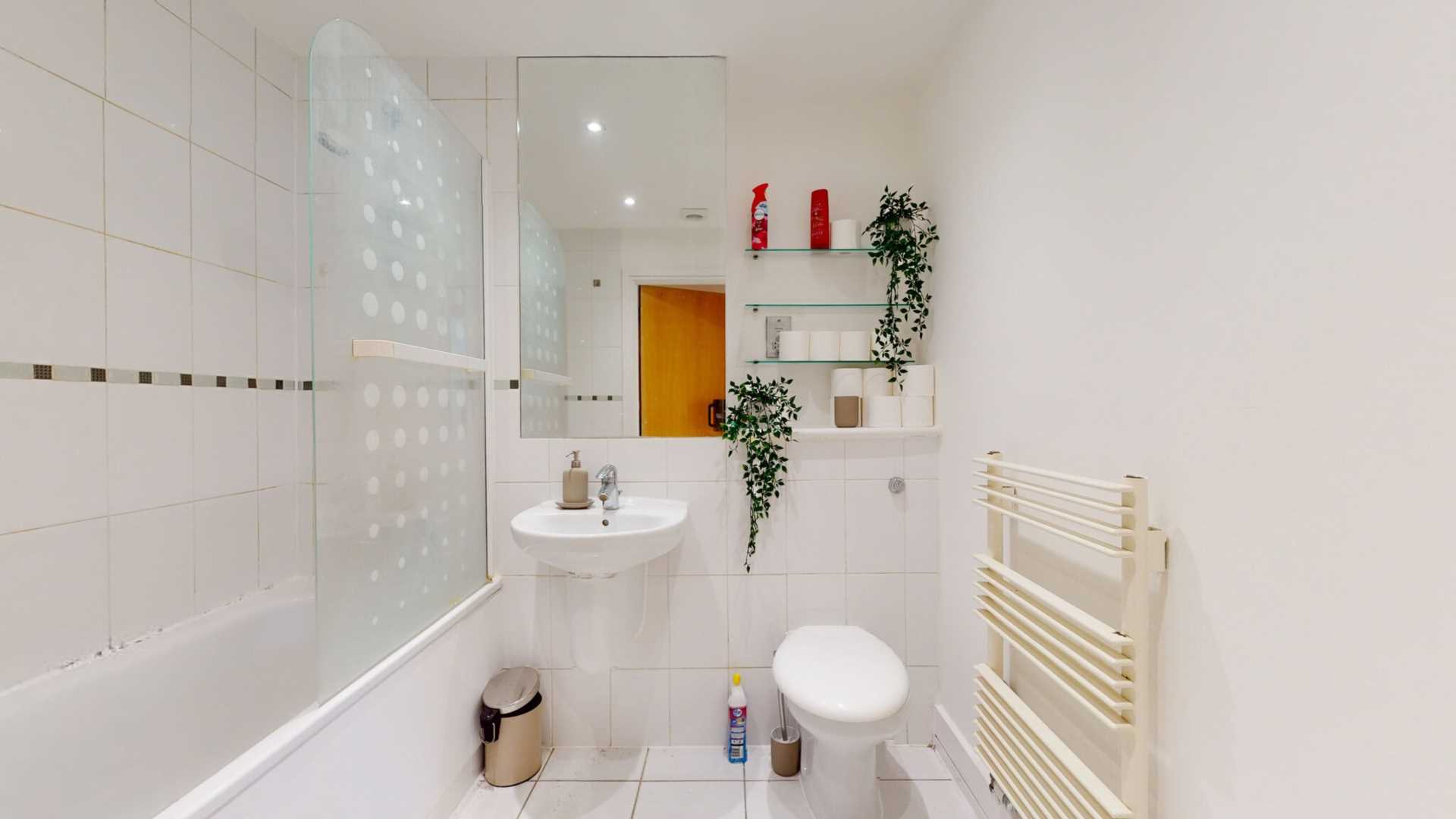 Additional Property Image 1 bedroom Apartment for sale in London 9