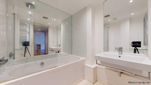 Additional Property Image 1 bedroom Flat for sale in London 10