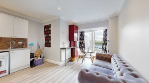 1 bedroom Flat to rent in Bushey