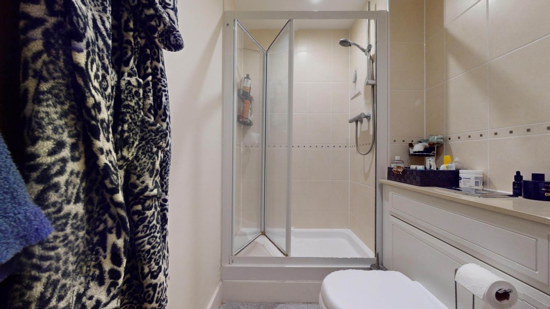 Additional Property Image 2 bedroom Flat to rent in London 9