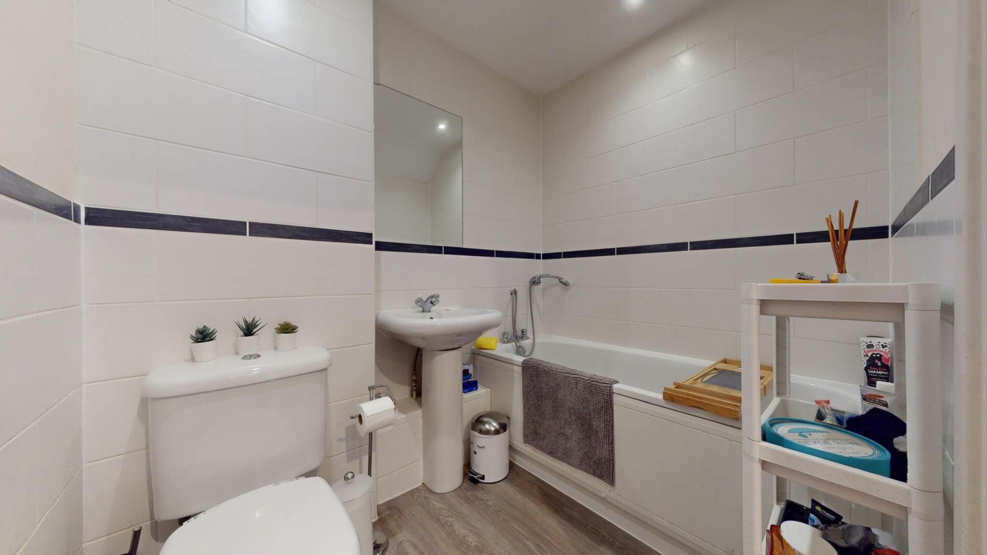 Additional Property Image 2 bedroom Flat to rent in London 15