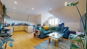2 bedroom Flat to rent in London