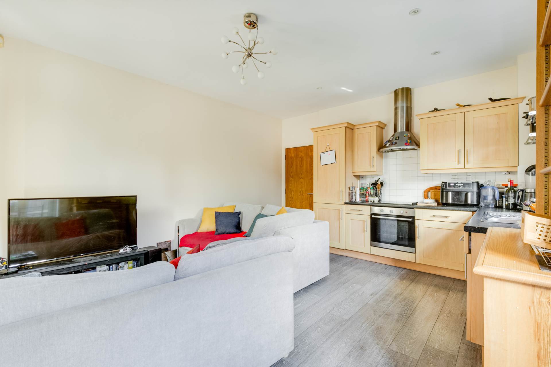 Additional Property Image 2 bedroom Flat to rent in London 3