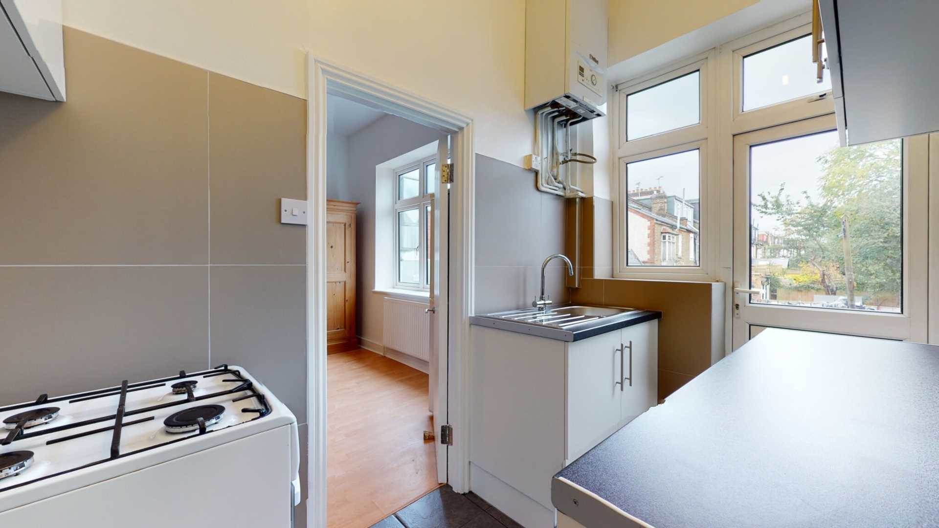 Additional Property Image 2 bedroom Flat to rent in London 9