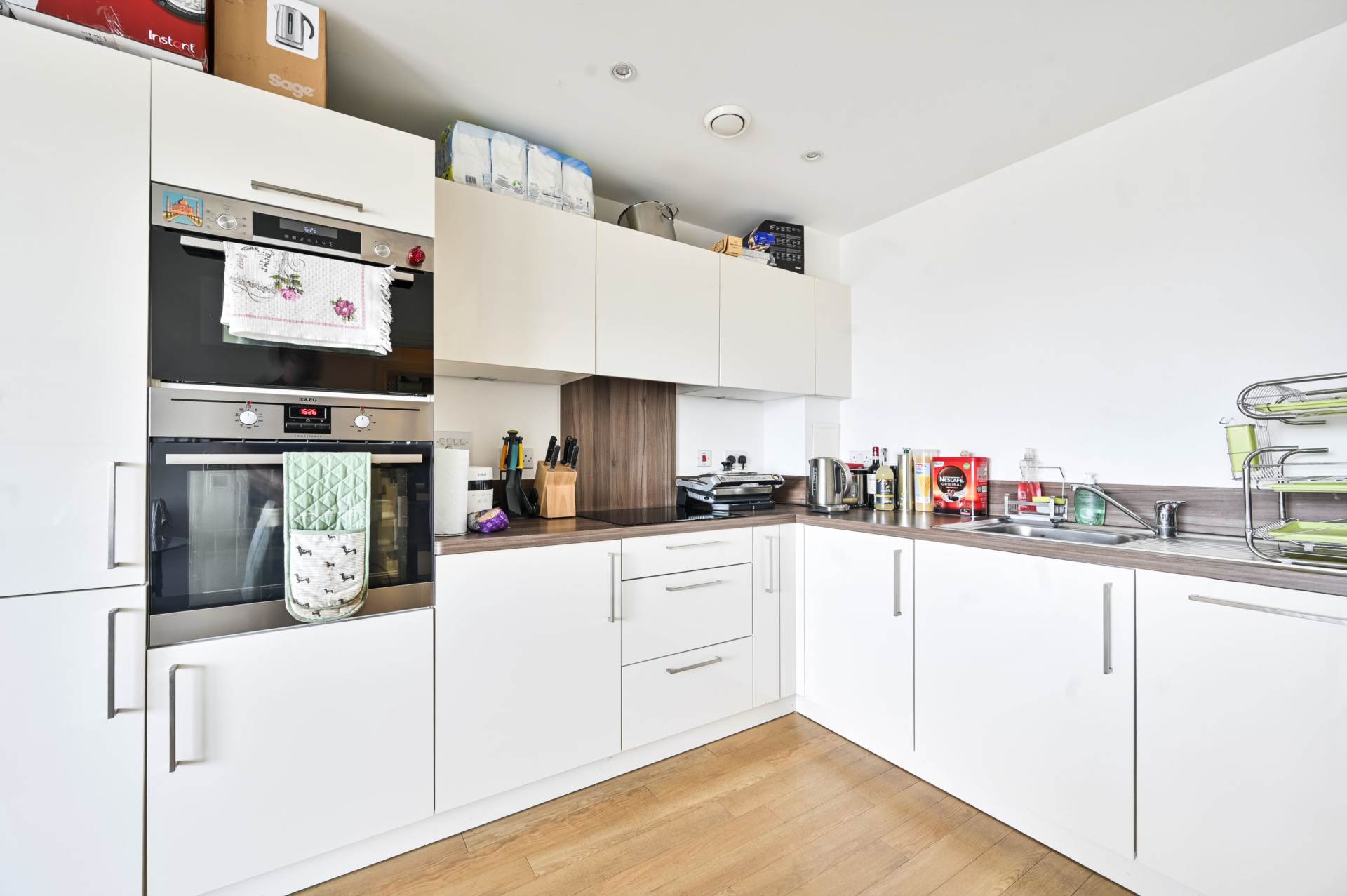 Additional Property Image 1 bedroom Apartment for sale in London 3