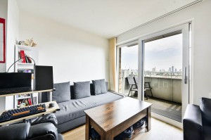 1 bedroom Apartment for sale in London