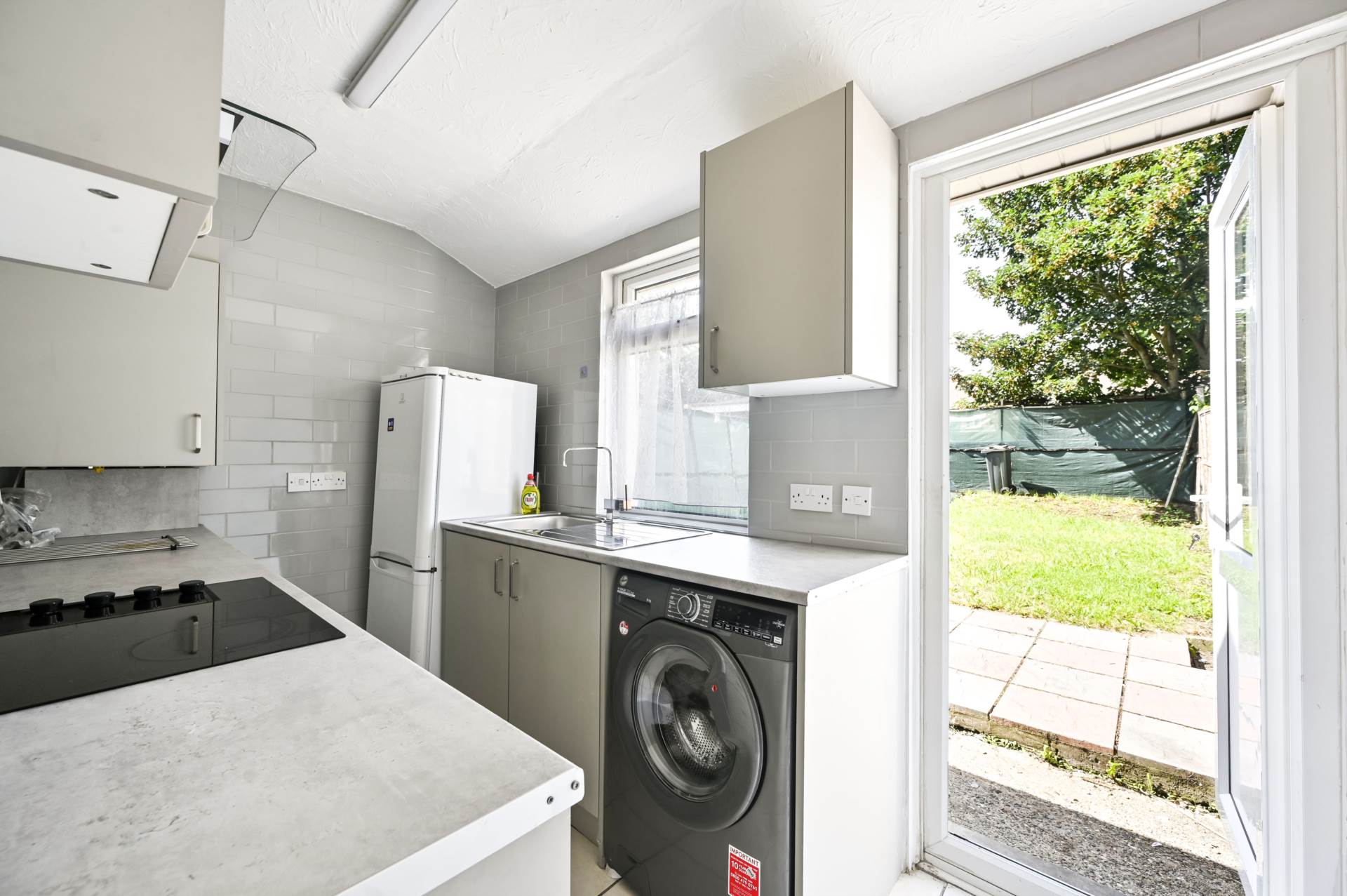 Additional Property Image 2 bedroom Flat to rent in Croydon 10