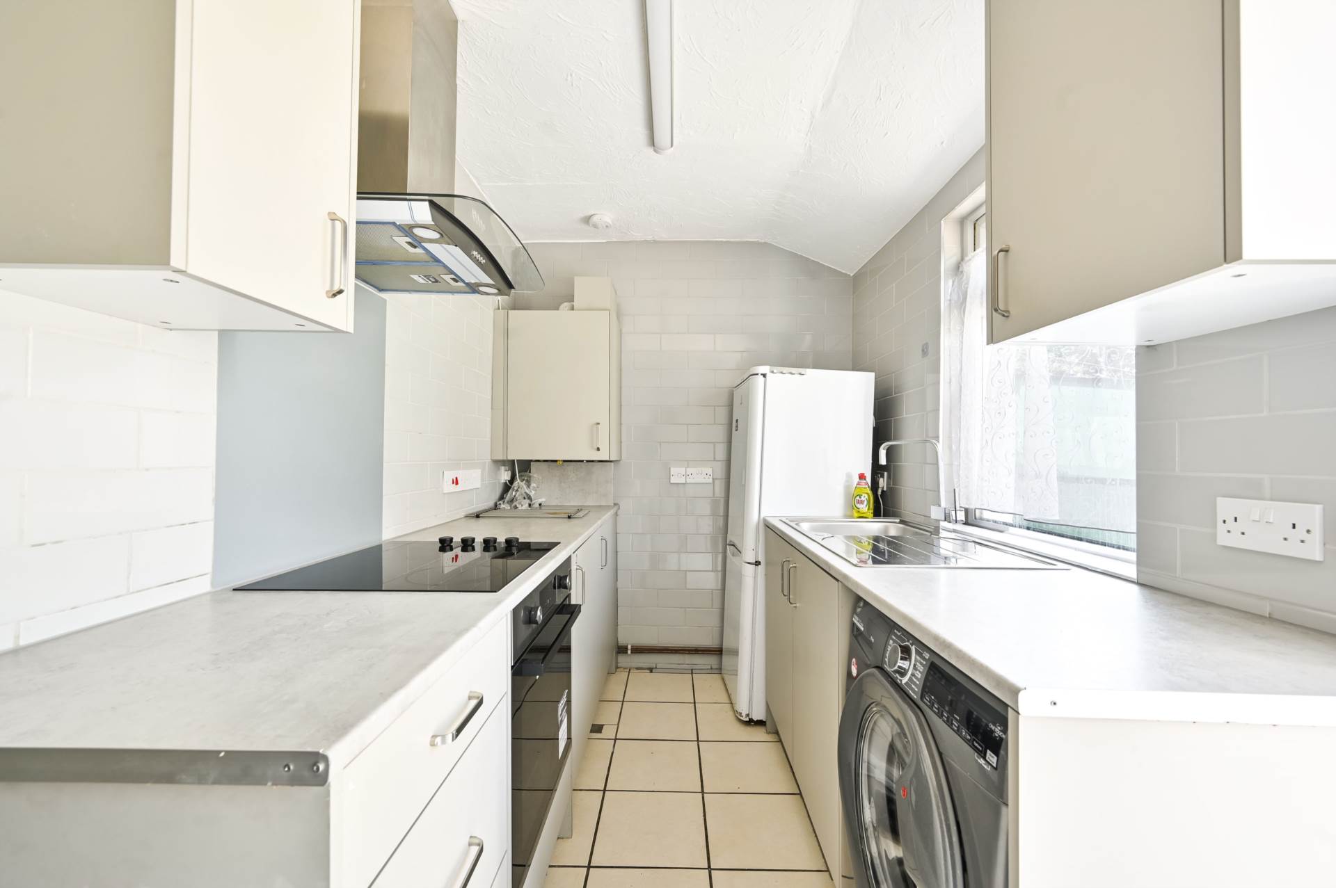 Additional Property Image 2 bedroom Flat to rent in Croydon 11