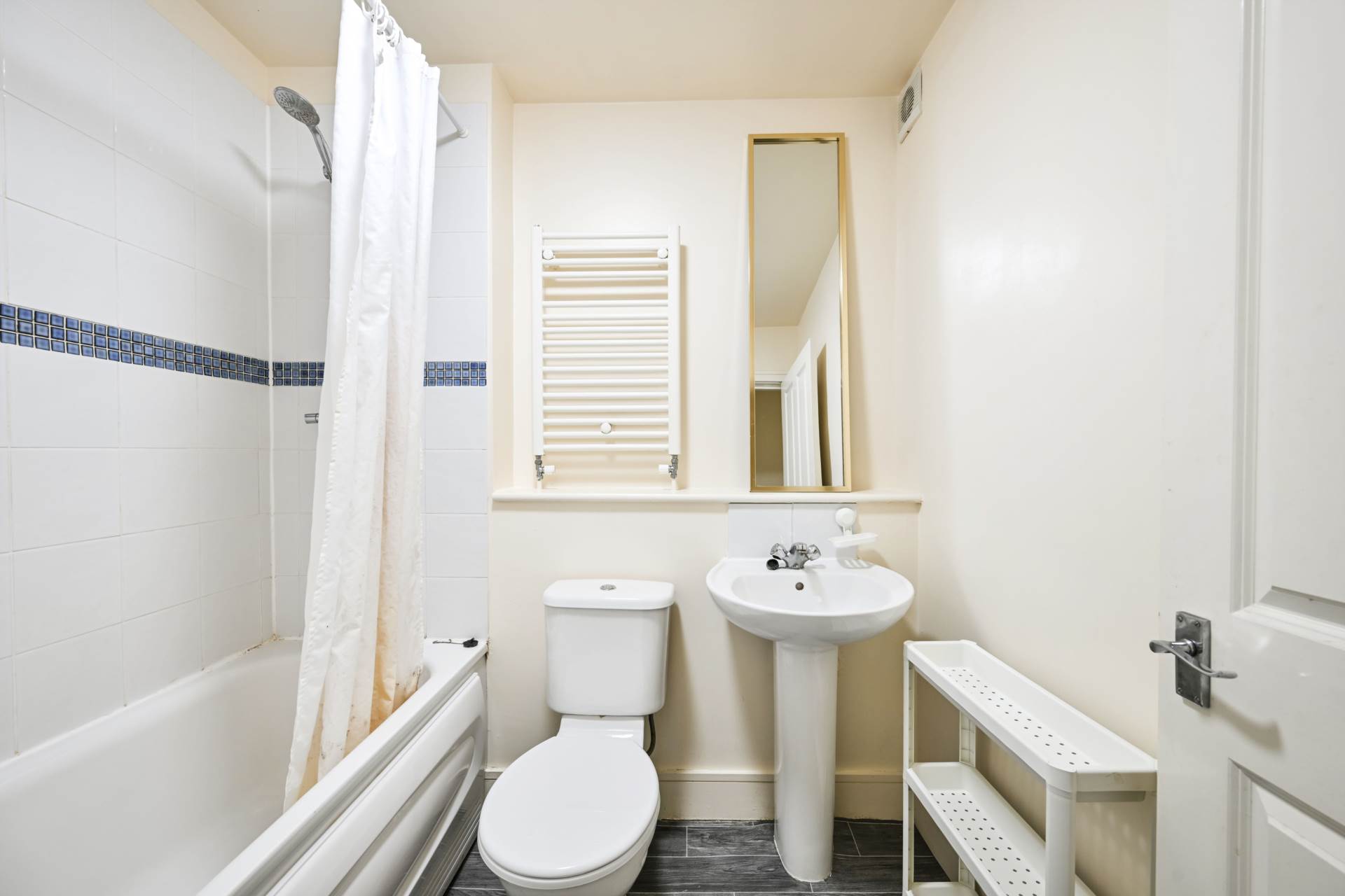 Additional Property Image 3 bedroom Flat to rent in London 12