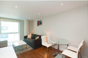 3 bedroom Terraced to rent in London