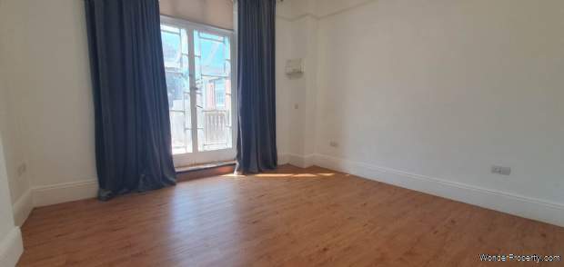 Additional Property Image 1 bedroom Flat to rent in Chard 2