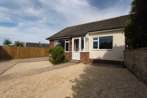 2 bedroom Semi Detached to rent in Chard
