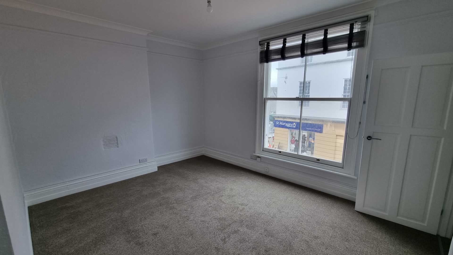 Additional Property Image 1 bedroom Flat to rent in Chard 4