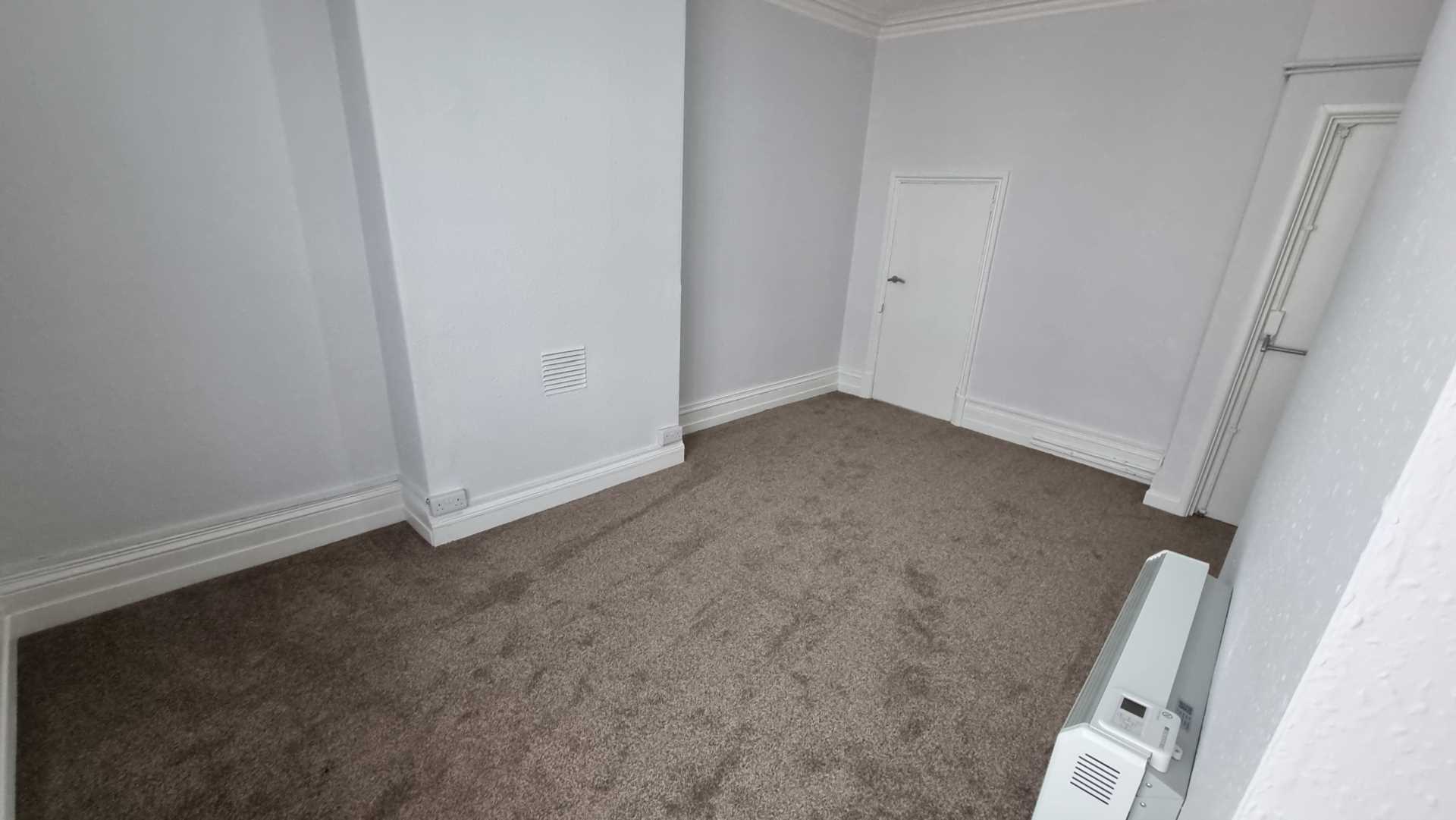 Additional Property Image 1 bedroom Flat to rent in Chard 7