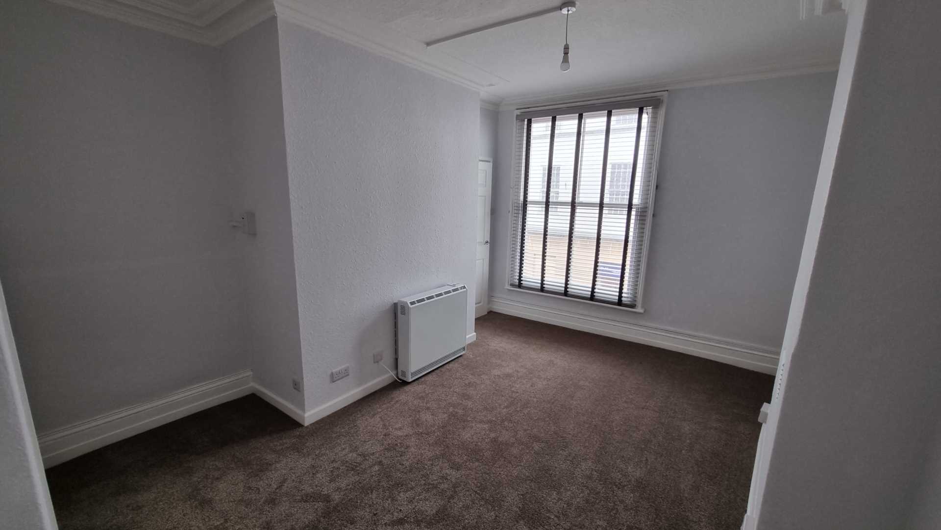 Additional Property Image 1 bedroom Flat to rent in Chard 8