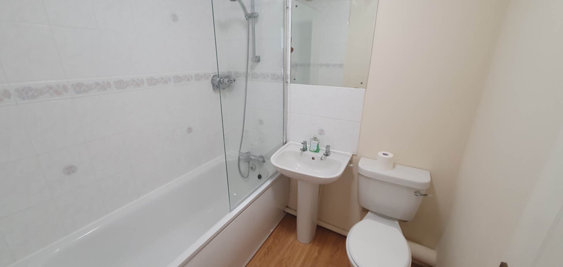 Additional Property Image 2 bedroom Terraced to rent in Chard 8