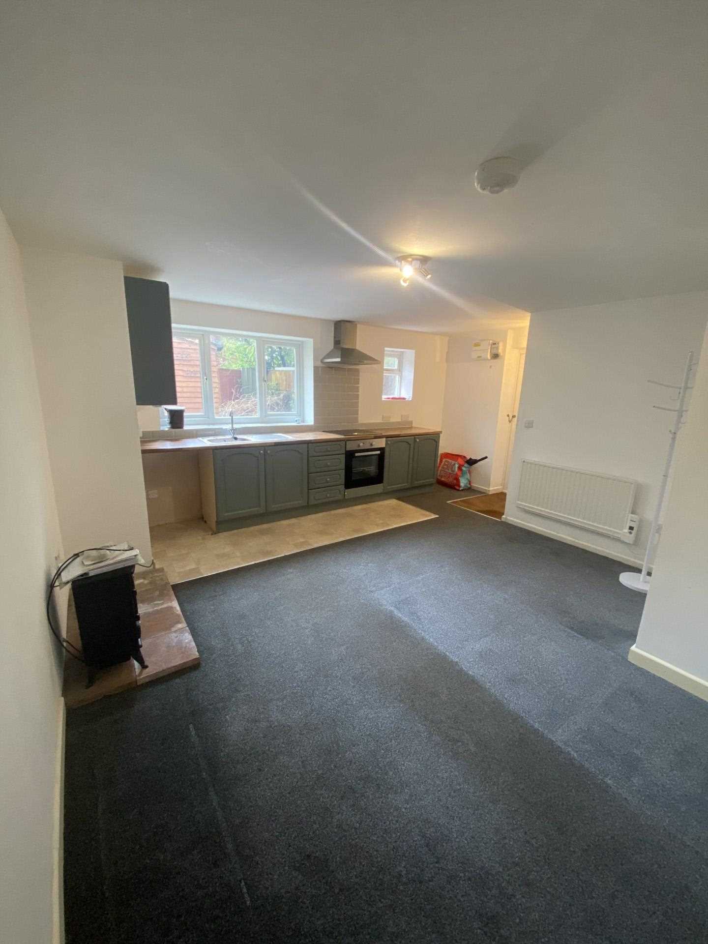 Additional Property Image 2 bedroom Semi Detached to rent in Chard 2