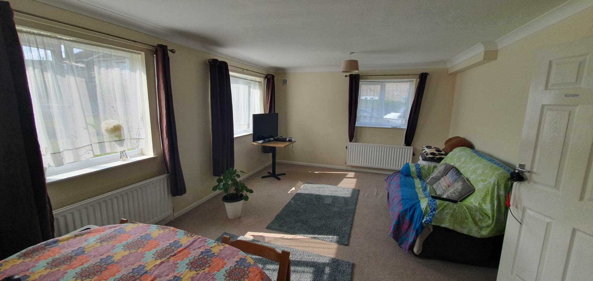 Additional Property Image 2 bedroom Flat to rent in Chard 3