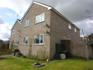 2 bedroom Flat to rent in Chard