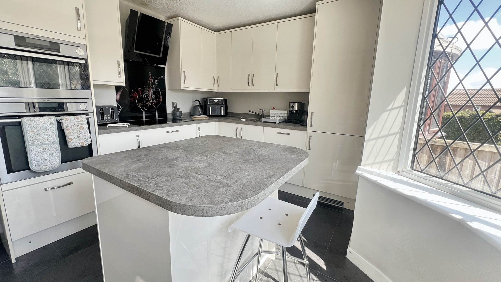 Additional Property Image 3 bedroom Semi Detached for sale in Chard 9