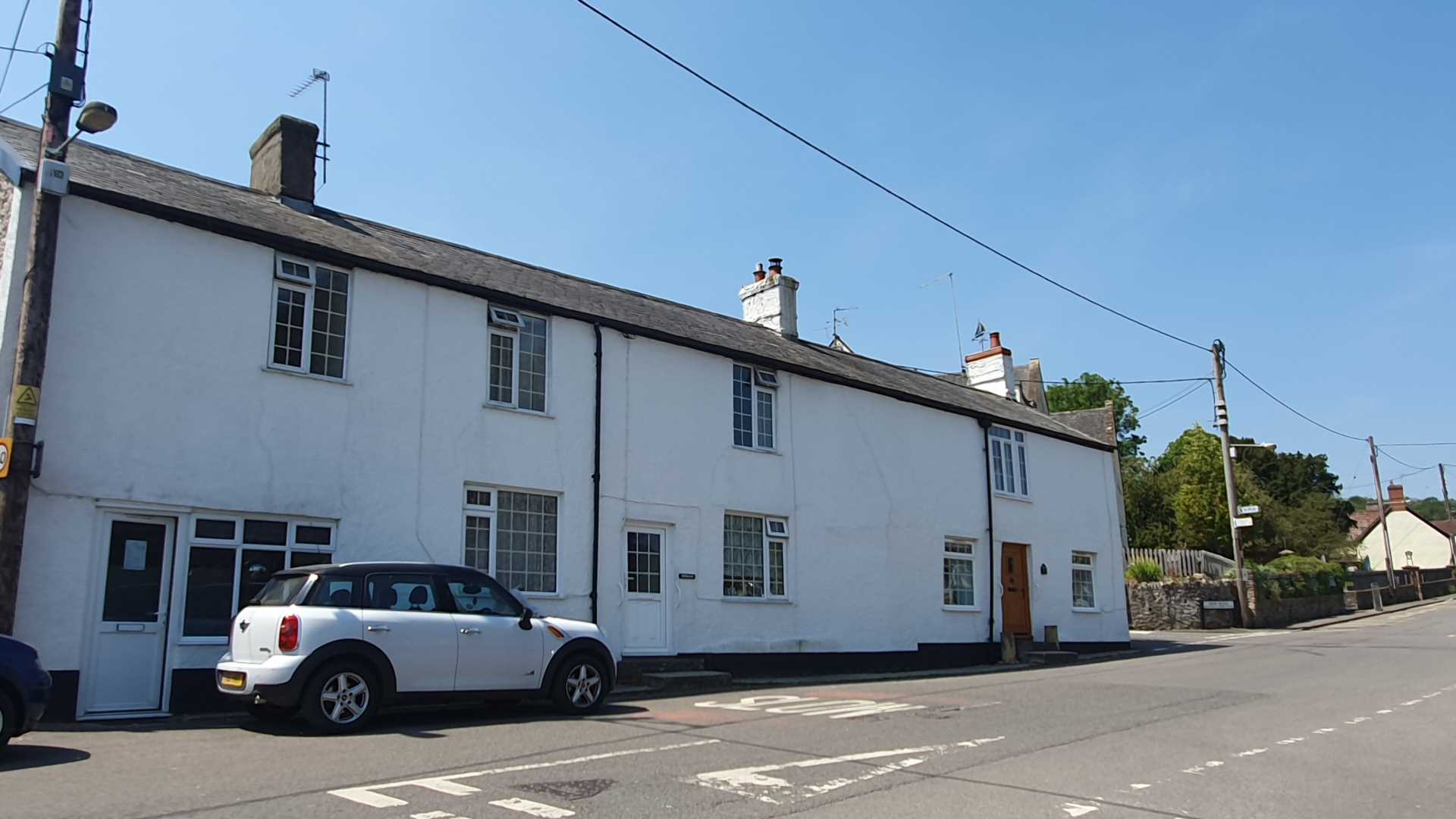 2 bedroom Flat to rent in Chard