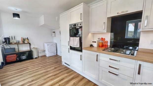 Additional Property Image 3 bedroom Semi Detached for sale in Chard 2