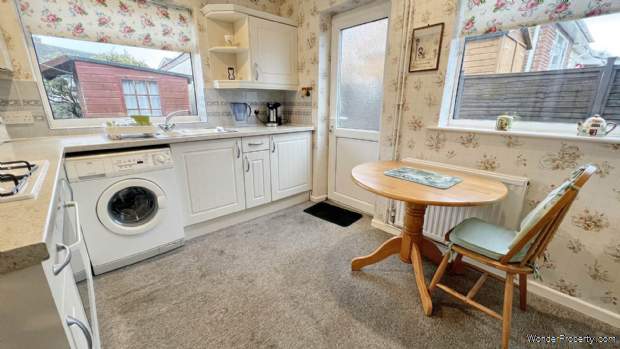 Additional Property Image 2 bedroom Semi Detached Bungalow for sale in Chard 3