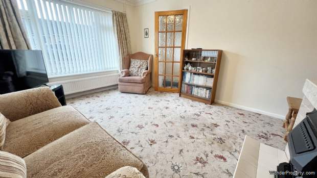 Additional Property Image 2 bedroom Semi Detached Bungalow for sale in Chard 15
