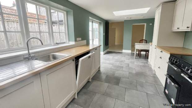 Additional Property Image 3 bedroom Terraced for sale in Chard 4