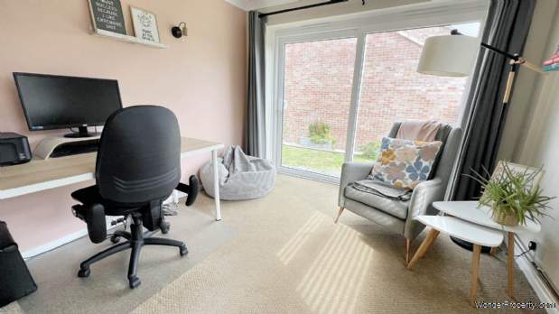 Additional Property Image 4 bedroom Detached for sale in Chard 12