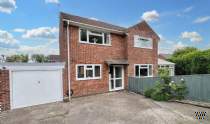 4 bedroom Detached for sale in Chard