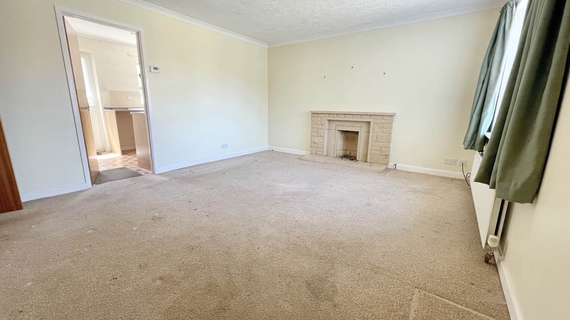 Additional Property Image 2 bedroom Detached Bungalow for sale in Chard 2
