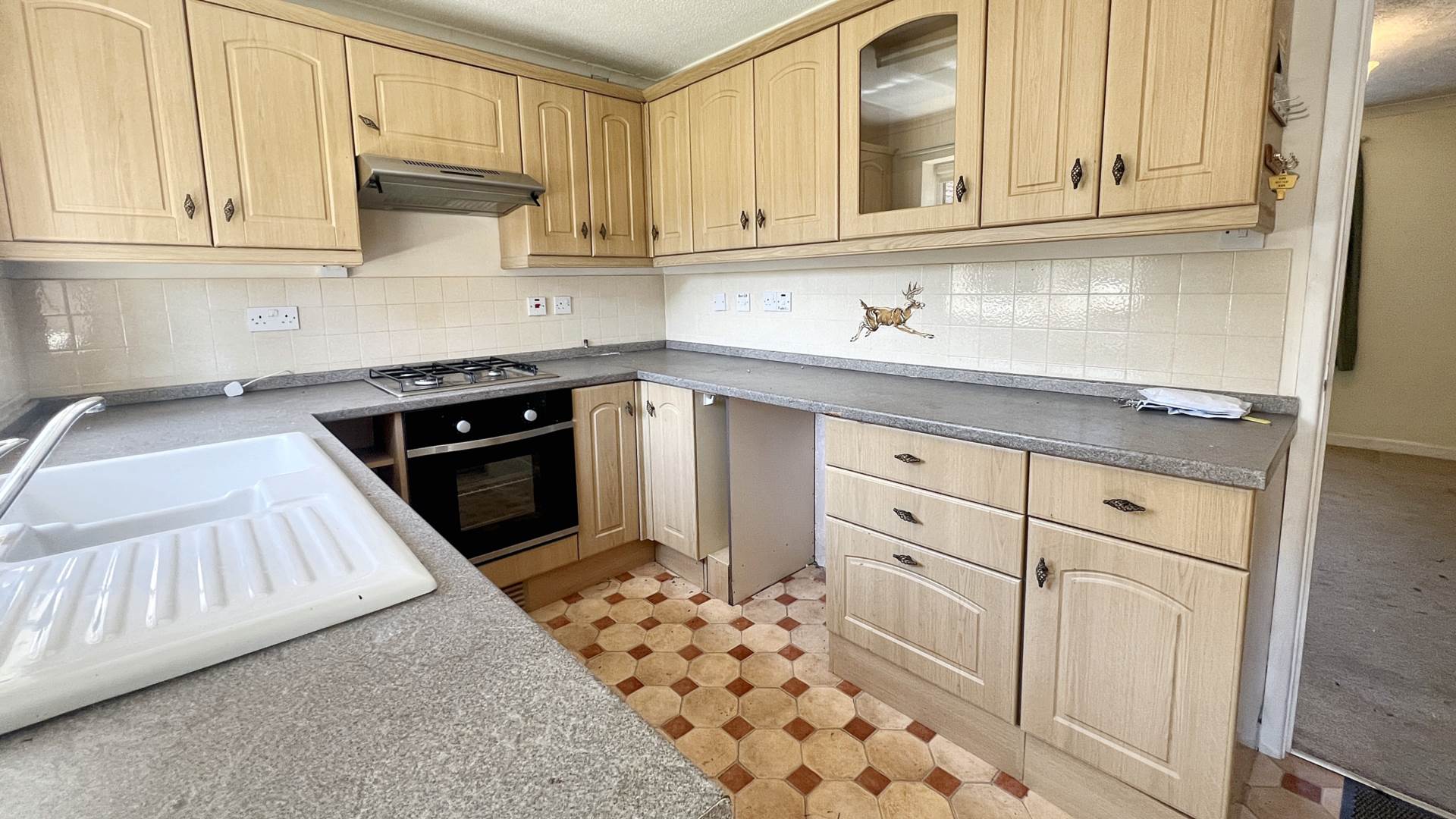 Additional Property Image 2 bedroom Detached Bungalow for sale in Chard 5