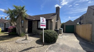 2 bedroom Detached Bungalow for sale in Chard