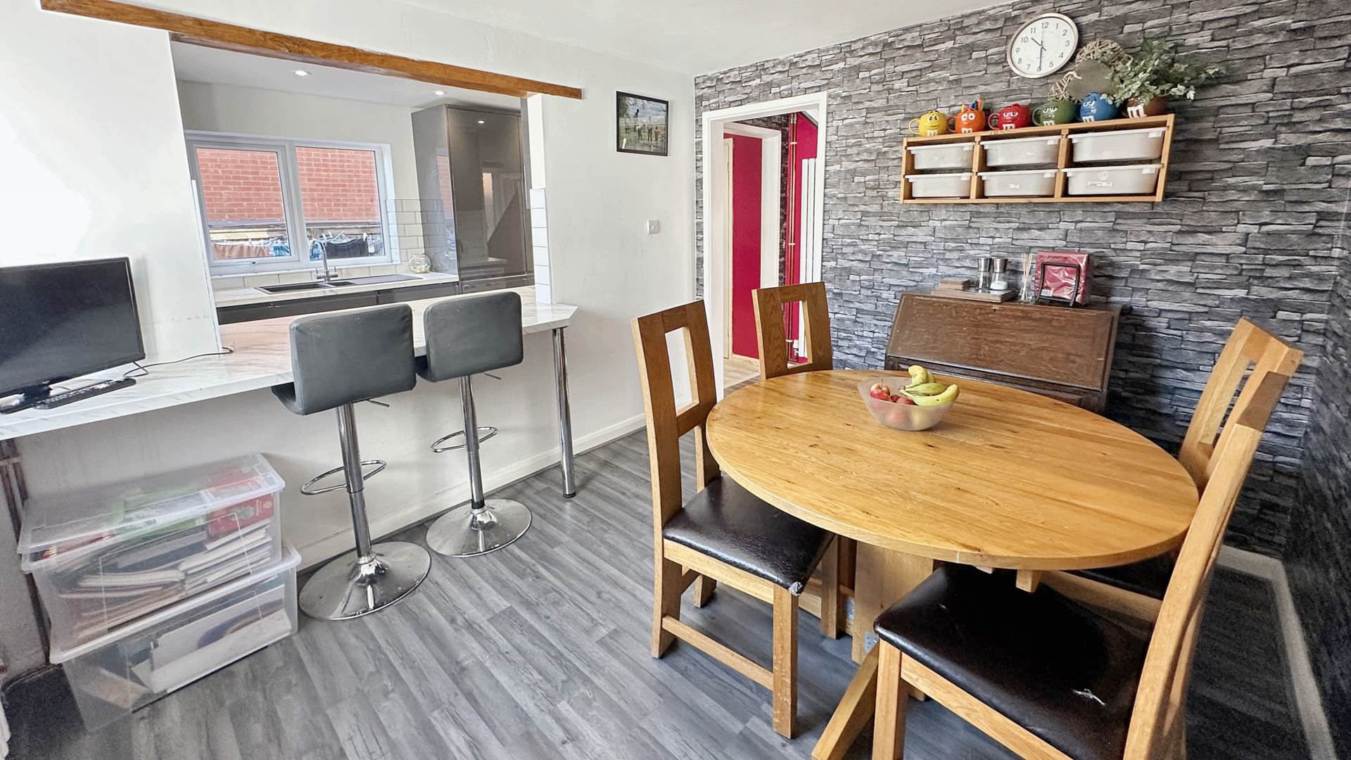 Additional Property Image 4 bedroom Detached for sale in Chard 7