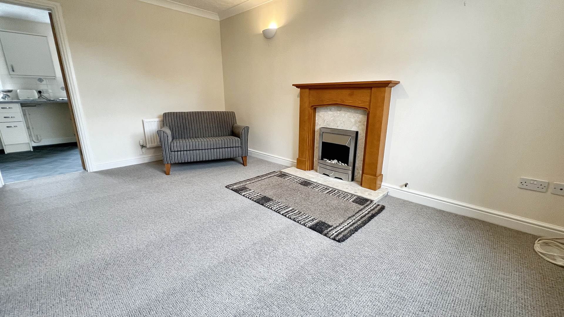 Additional Property Image 3 bedroom Semi Detached for sale in Chard 2