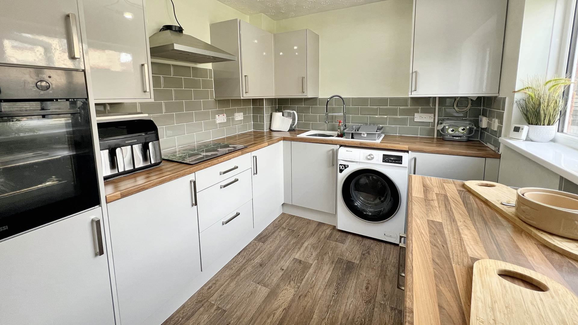 Additional Property Image 4 bedroom Semi Detached for sale in Chard 3