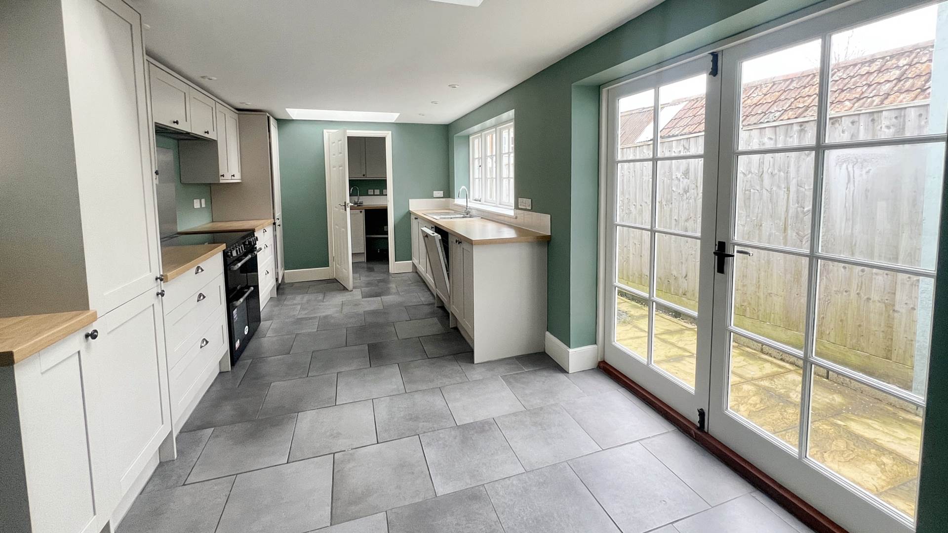 Additional Property Image 3 bedroom Terraced to rent in Chard 3